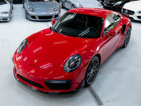 Used 2019 Porsche 911 Turbo S image 19