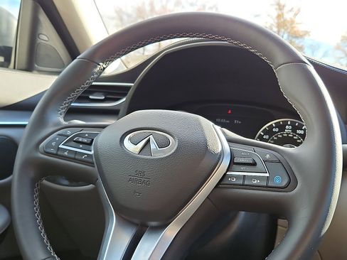 Used 2023 INFINITI QX50 Luxe image 19