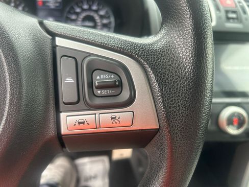 Used 2018 Subaru Forester 2.5i Premium AWD/4WD image 16