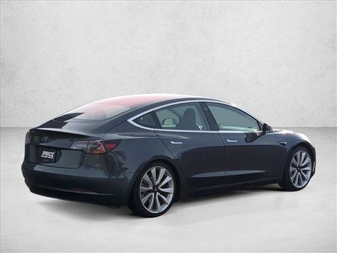 Used 2017 Tesla Model 3 Long Range image 5