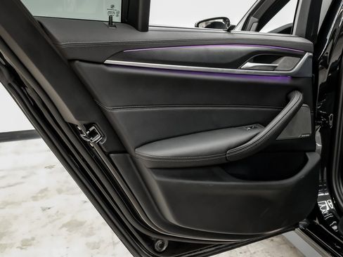 Used 2023 BMW M550i xDrive w/ Executive Package image 49