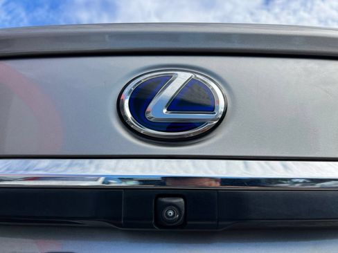 Used 2020 Lexus ES 300h w/ Premium Package FWD image 75