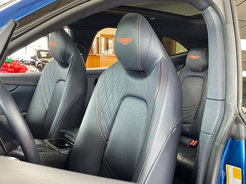 Used 2022 Aston Martin DBX AWD/4WD image 15