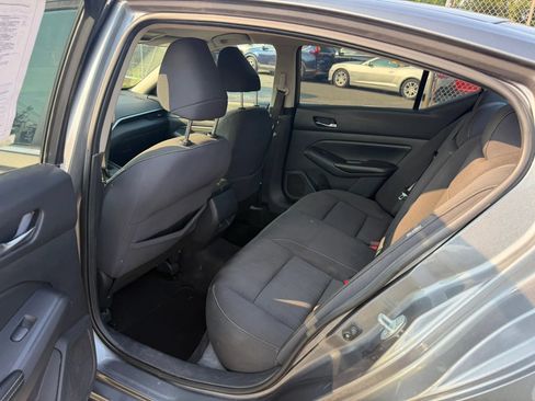 Used 2020 Nissan Altima 2.5 S FWD image 28