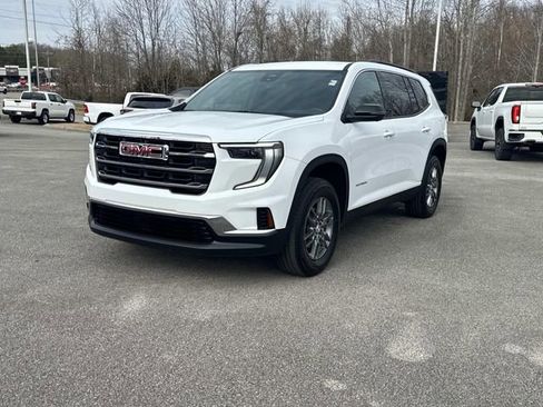 Used 2025 GMC Acadia Elevation image 8