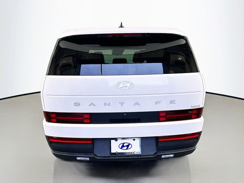 Certified 2026 Hyundai Santa Fe SE FWD image 6