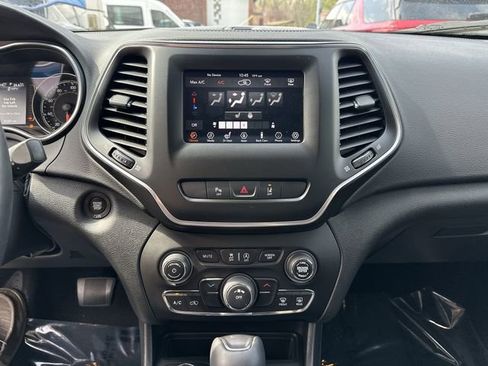 Used 2020 Jeep Cherokee Latitude Lux w/ Quick Order Package 26H Lux AWD/4WD image 18