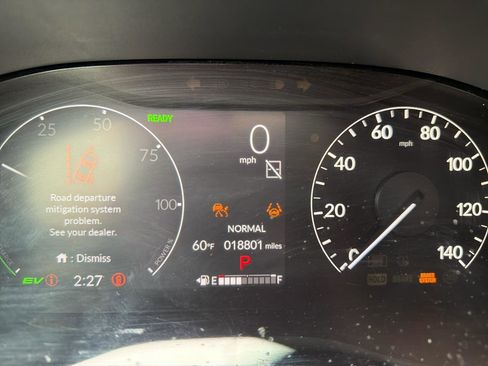 Used 2025 Honda CR-V Sport image 27