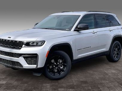 New 2026 Jeep Grand Cherokee Altitude