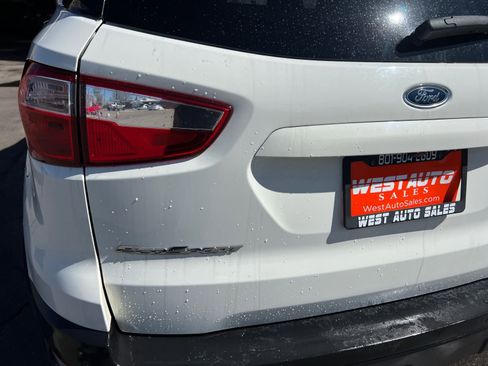 Used 2020 Ford EcoSport SE image 26