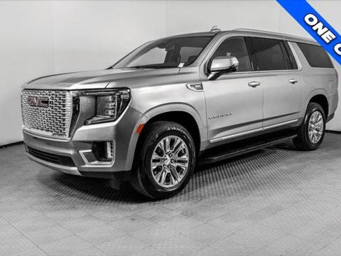 Used 2024 GMC Yukon XL Denali RWD image 2