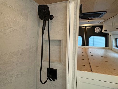 Used 2023 Mercedes-Benz Sprinter 2500 image 49