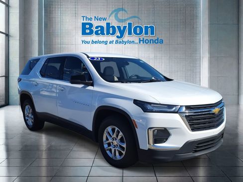 Used 2023 Chevrolet Traverse LS AWD/4WD image 6