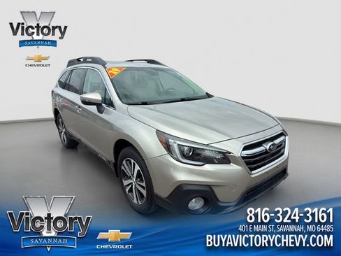 Used 2019 Subaru Outback 3.6R Limited w/ Popular Package #2 AWD/4WD image 1