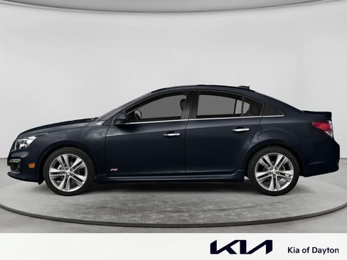 Used 2015 Chevrolet Cruze LT FWD image 3
