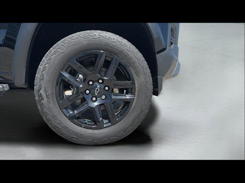Used 2024 Chevrolet Colorado Trail Boss w/ Advanced Trailering Package AWD/4WD image 25
