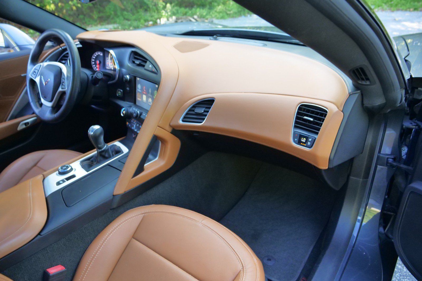 Used 2014 Chevrolet Corvette Stingray Coupe w/ 3LT Preferred Equipment Group RWD image 31