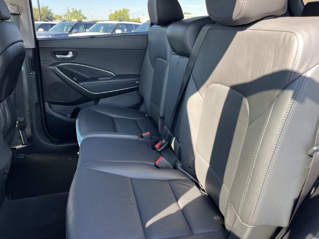 Used 2017 Hyundai Santa Fe SE w/ SE Premium Package 02 AWD/4WD image 18