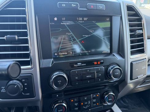 Used 2017 Ford F250 Lariat w/ Chrome Package AWD/4WD image 18