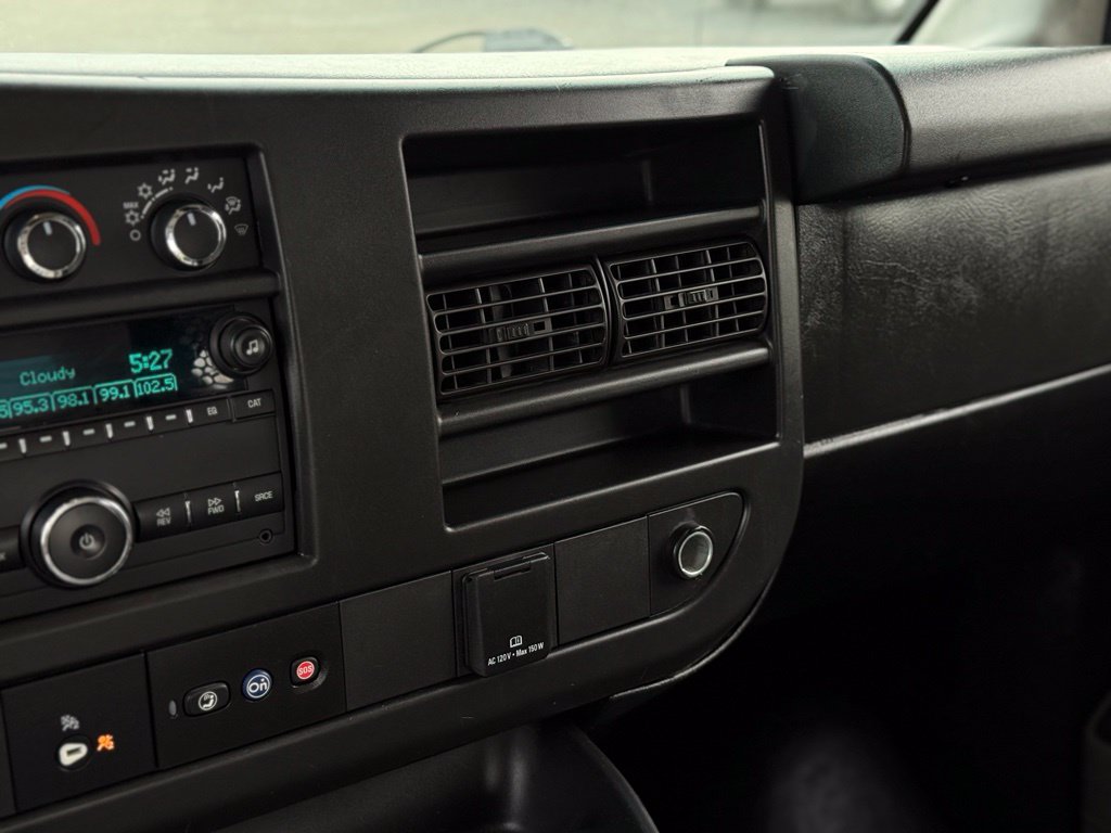Used 2019 GMC Savana 2500 w/ Driver Convenience Package RWD image 12