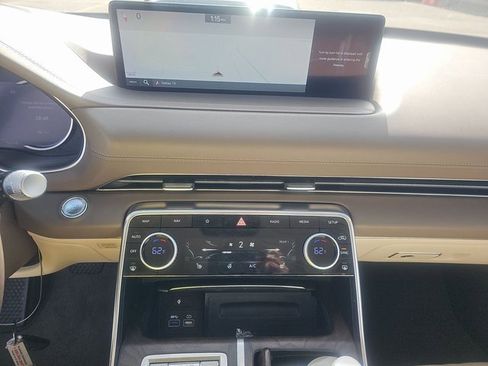 Used 2024 Genesis GV80 2.5T image 6