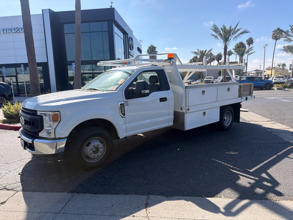 Used 2020 Ford F350 2WD Regular Cab DRW Super Duty image 4