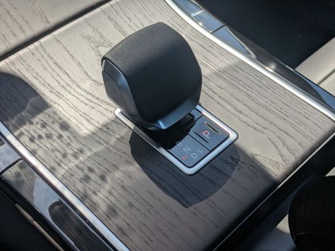 New 2026 Land Rover Range Rover Velar S image 13