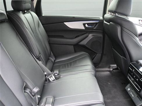 Used 2023 Acura MDX SH-AWD w/ Technology Package image 22