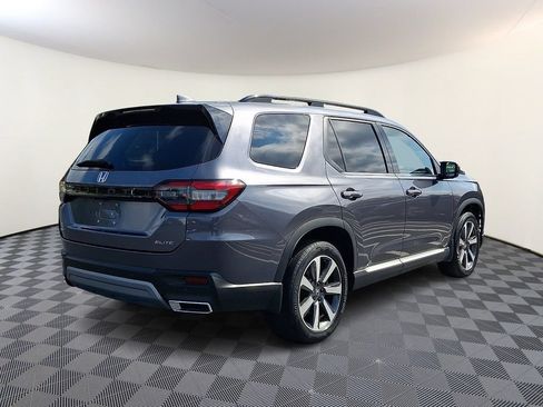 Used 2023 Honda Pilot Elite image 9