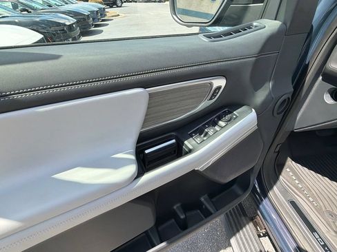 New 2027 Ford Expedition Platinum AWD/4WD image 9