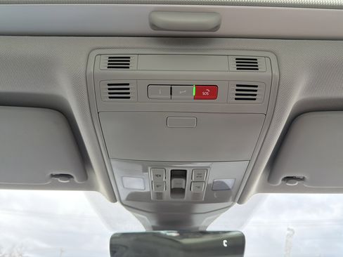 New 2026 Volkswagen Jetta SEL image 17