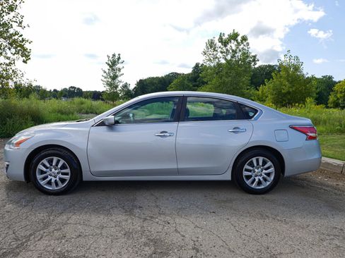 Used 2015 Nissan Altima 2.5 S w/ Power Driver Seat Package FWD image 5