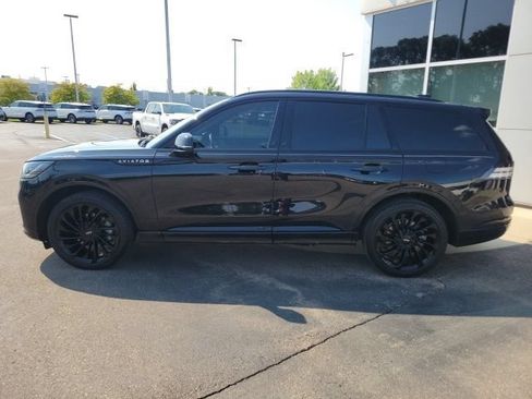 Certified 2025 Lincoln Aviator Reserve w/ Equipment Group 201A AWD/4WD image 4