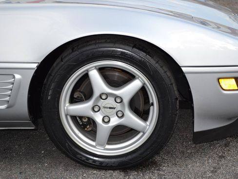 Used 1996 Chevrolet Corvette Coupe RWD image 46