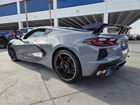 Used 2025 Chevrolet Corvette Stingray image 4