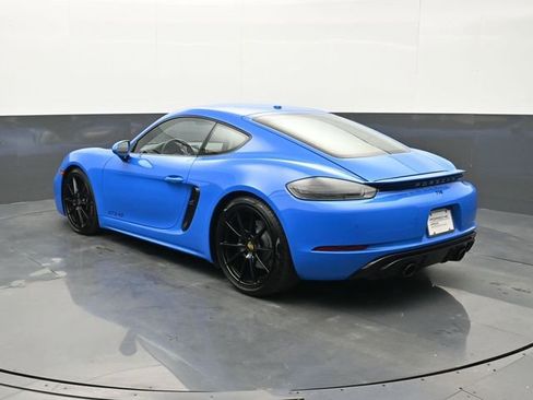Certified 2025 Porsche 718 Cayman GTS image 3