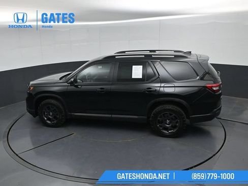 Certified 2025 Honda Pilot TrailSport image 53