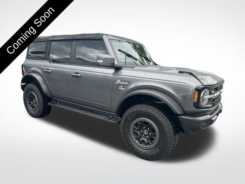 Used 2022 Ford Bronco Outer Banks w/ Sasquatch Package AWD/4WD image 4