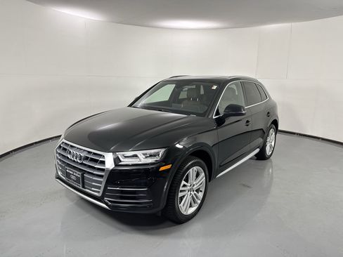 Used 2018 Audi Q5 2.0T Premium Plus w/ Premium Plus Package image 25