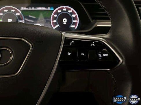 Used 2024 Audi Q8 e-tron Premium image 29