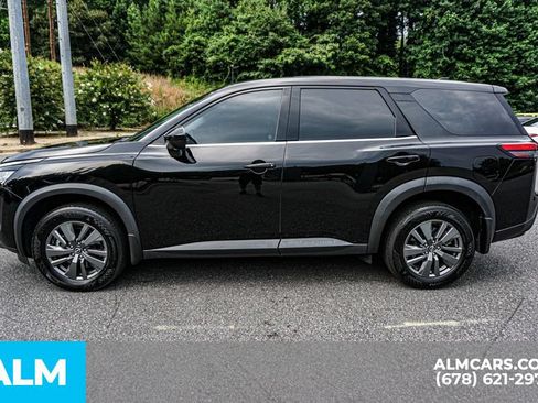 Used 2024 Nissan Pathfinder S AWD/4WD image 7