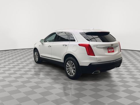 Used 2017 Cadillac XT5 Luxury w/ Driver Awareness Package image 2