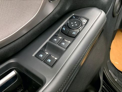 New 2026 Ford Expedition Active image 17