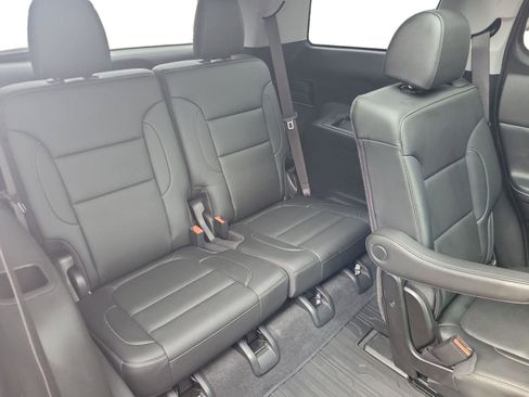 Used 2021 GMC Acadia SLT w/ Elevation Edition image 27