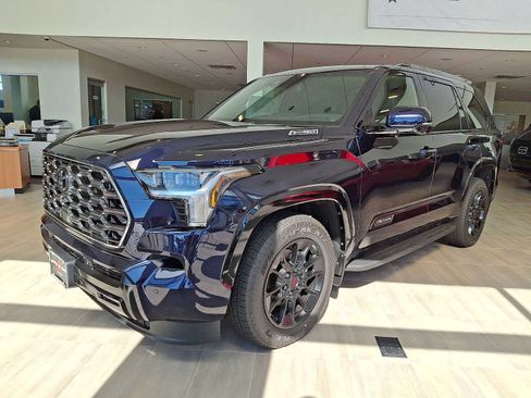 New 2025 Toyota Sequoia Platinum image 10