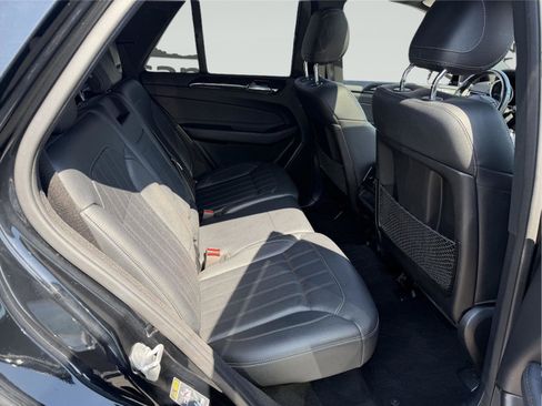 Used 2017 Mercedes-Benz GLE 350 4MATIC image 31