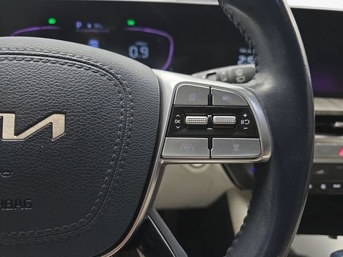 Used 2024 Kia Telluride EX FWD image 18
