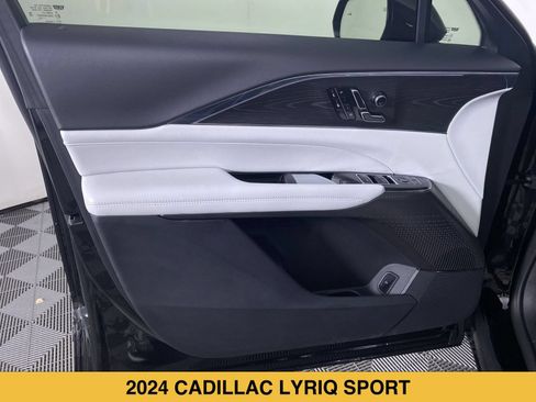 Certified 2024 Cadillac Lyriq Sport AWD/4WD image 12