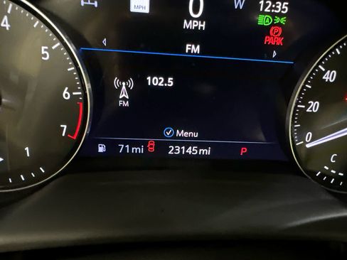 Used 2023 Buick Envision Avenir AWD/4WD image 17
