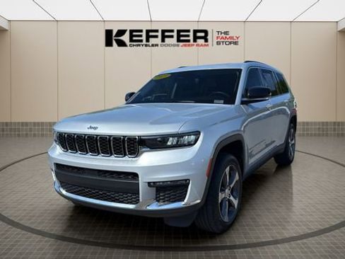 Certified 2023 Jeep Grand Cherokee L Limited AWD/4WD image 1